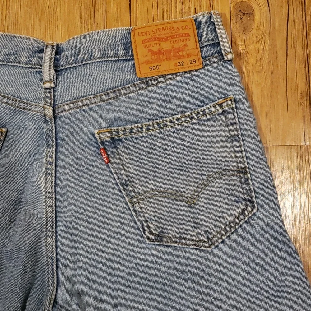 Vintage Levi's - Picture 6 of 10